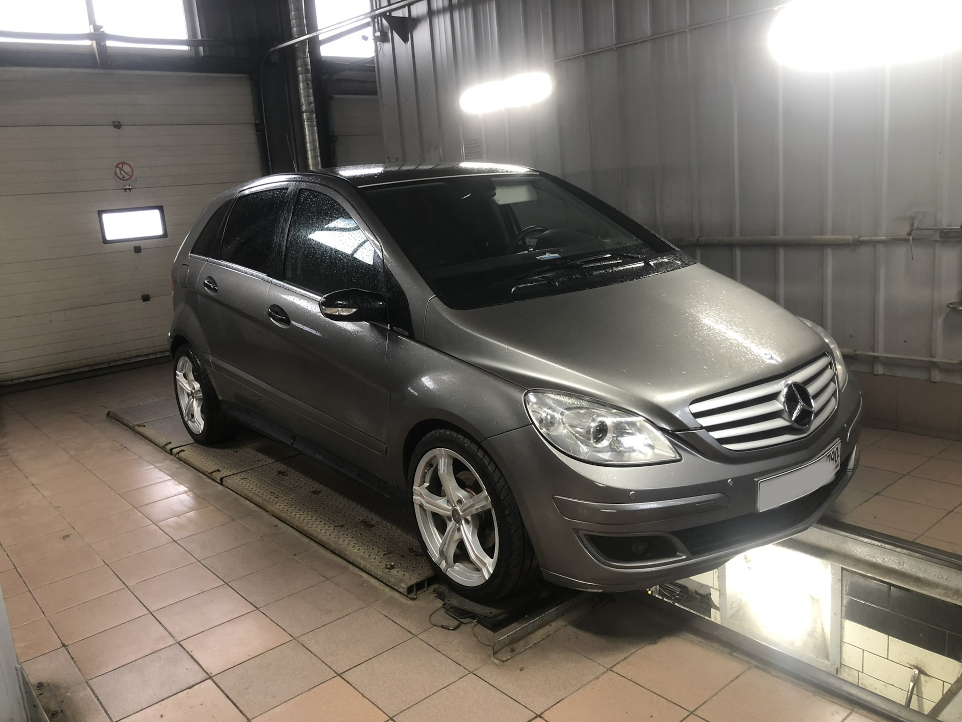 Сход-развал — Mercedes-Benz B-Class (W245), 2 л, 2005 года | визит на сервис  | DRIVE2