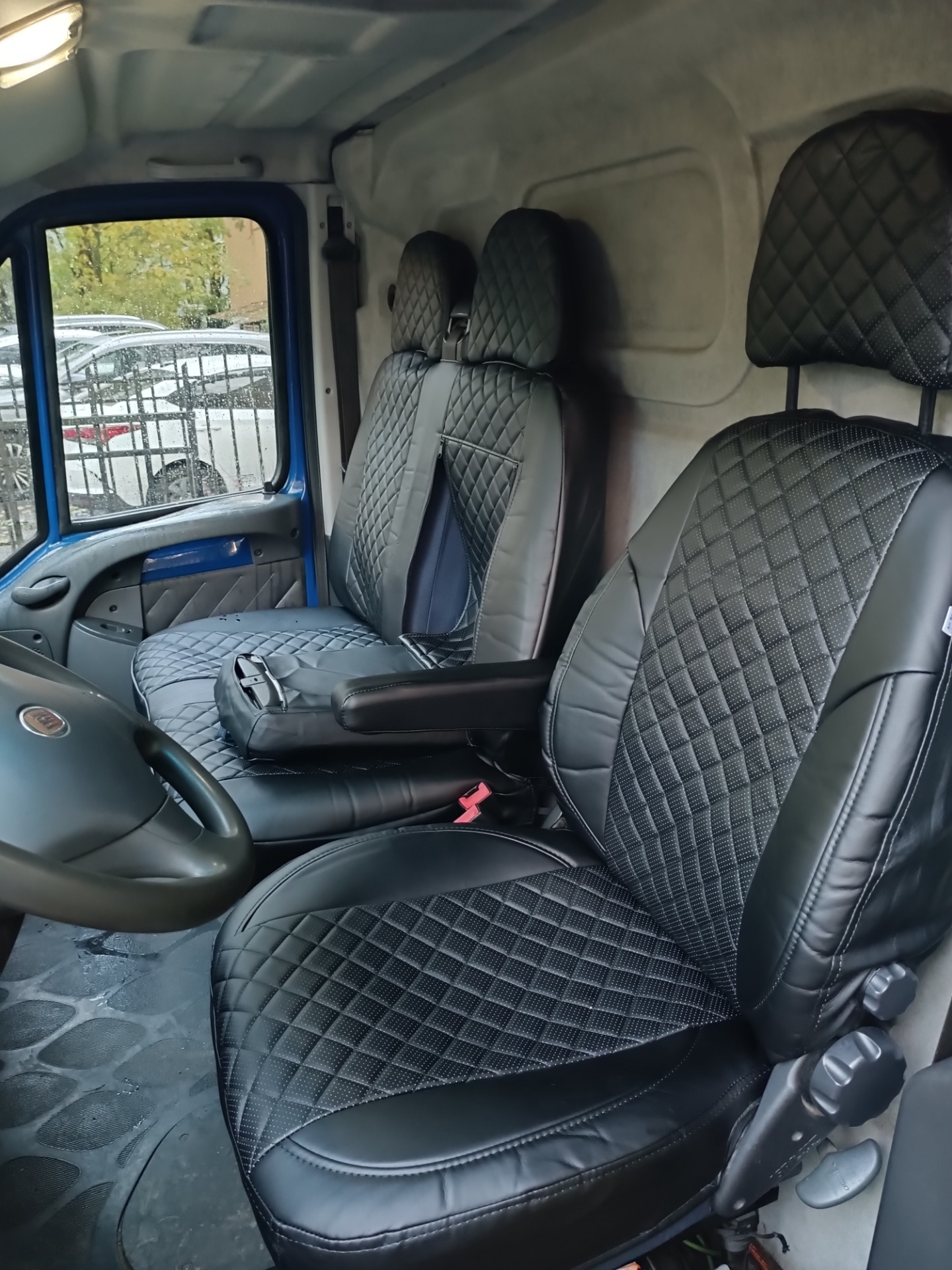 Новые чехлы и коврики — FIAT Ducato II, 2,3 л, 2010 года | аксессуары |  DRIVE2