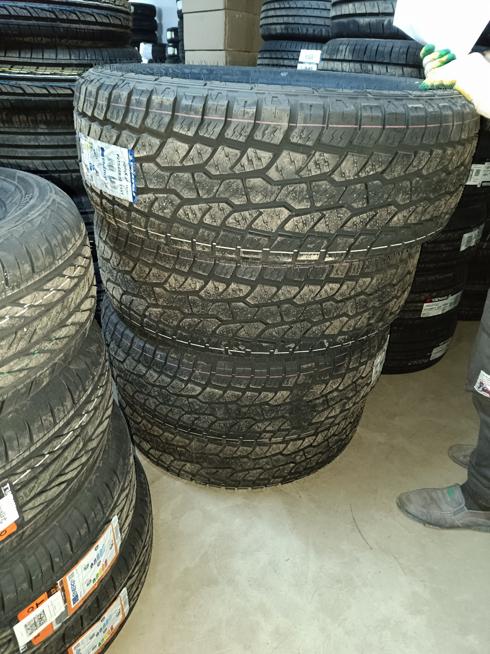 #17. Диски от Ниссан Патрол и летняя резина — Infiniti QX56 (1G), 5,6 л ...