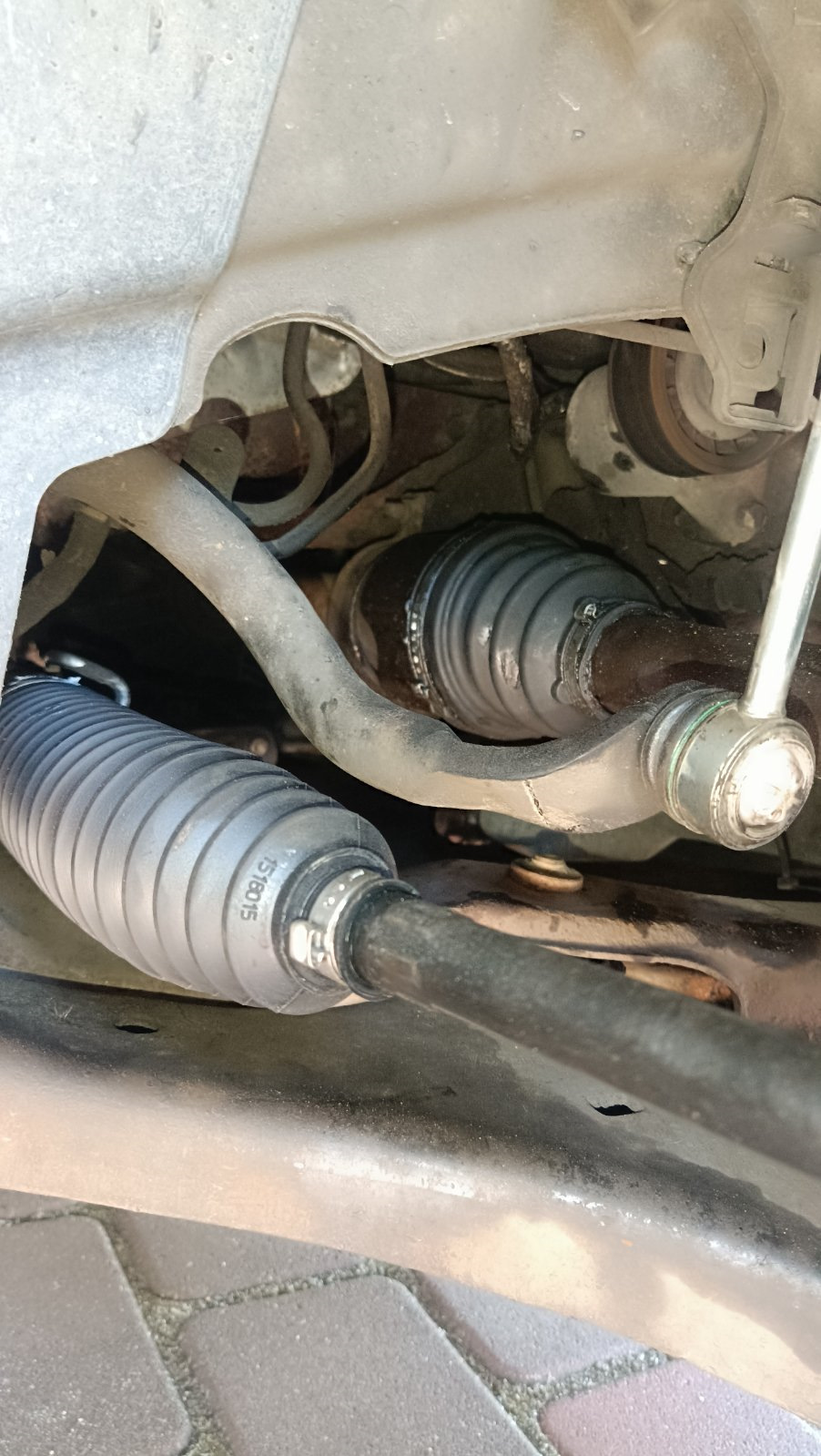 на месте — Ford S-Max (1G)