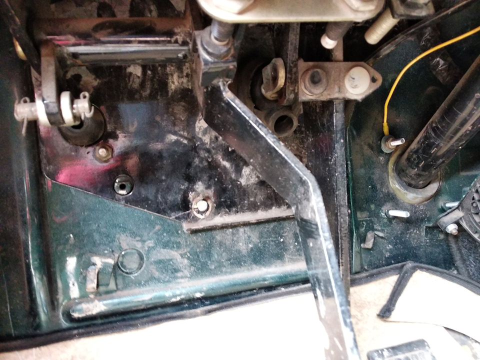 Замена вакуумного усилителя. — УАЗ 315195 Hunter, 2,7 л, 2010 года ...