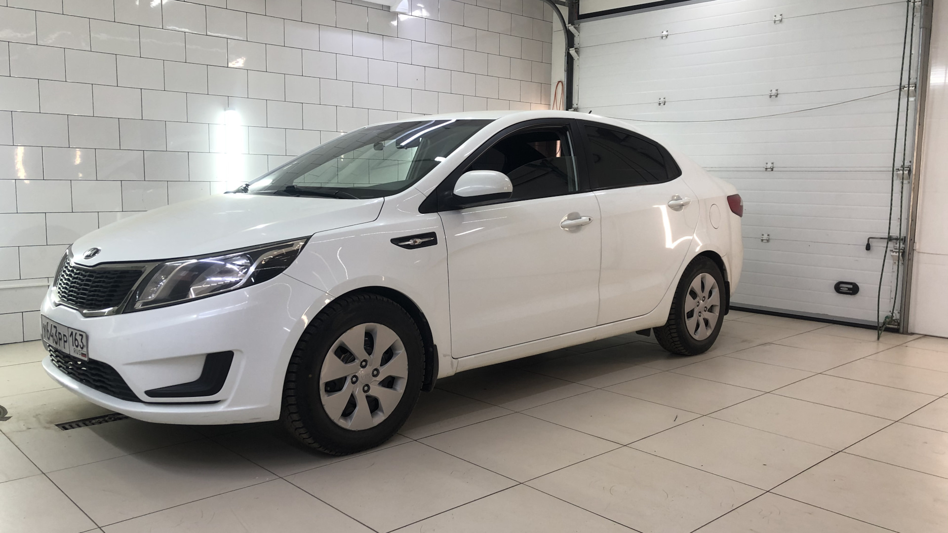 KIA Rio (3G) 1.4 бензиновый 2014 | AVTOVINYL SAMARA на DRIVE2