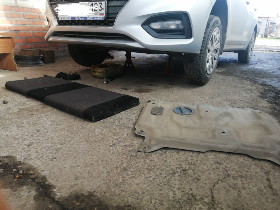 Замена масла 170.000 км — Hyundai Solaris (2G), 1,6 л, 2017 года ...