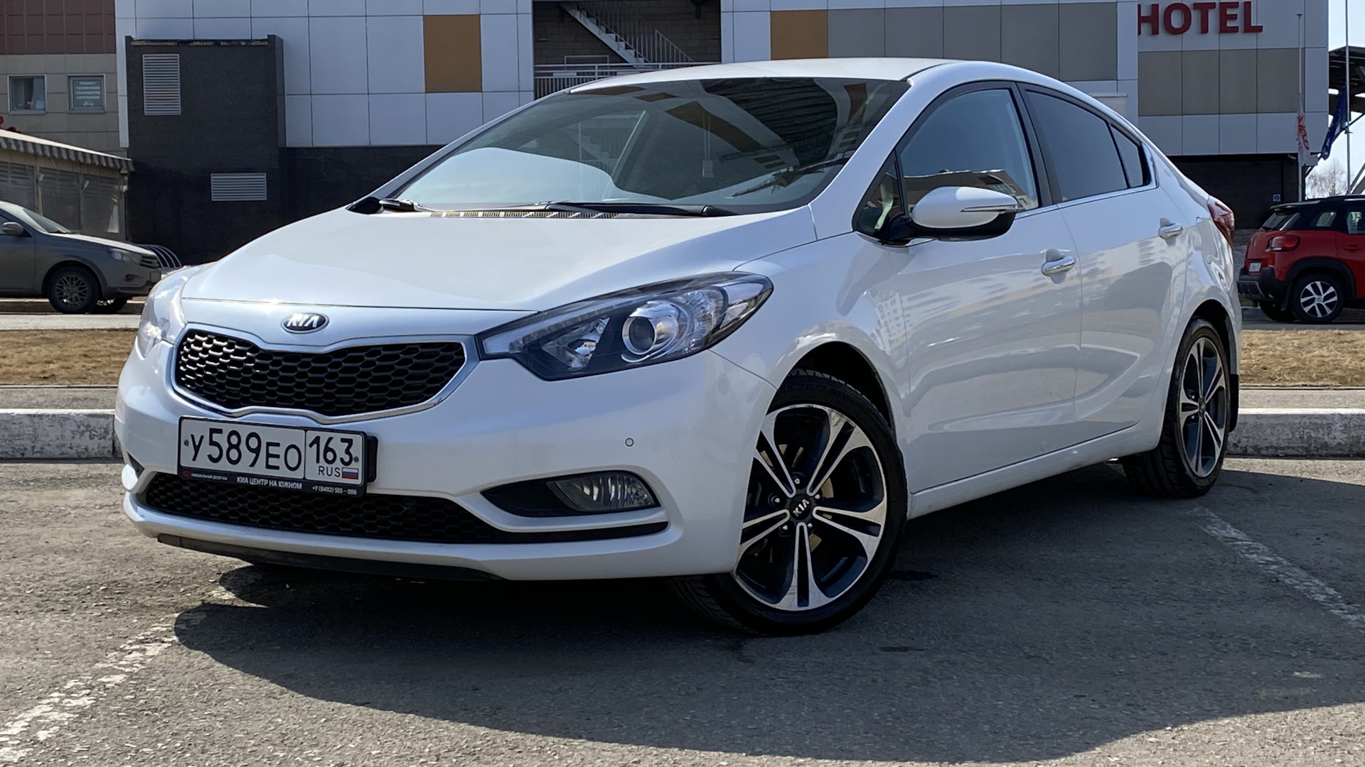 Kia Cerato 2014 белая