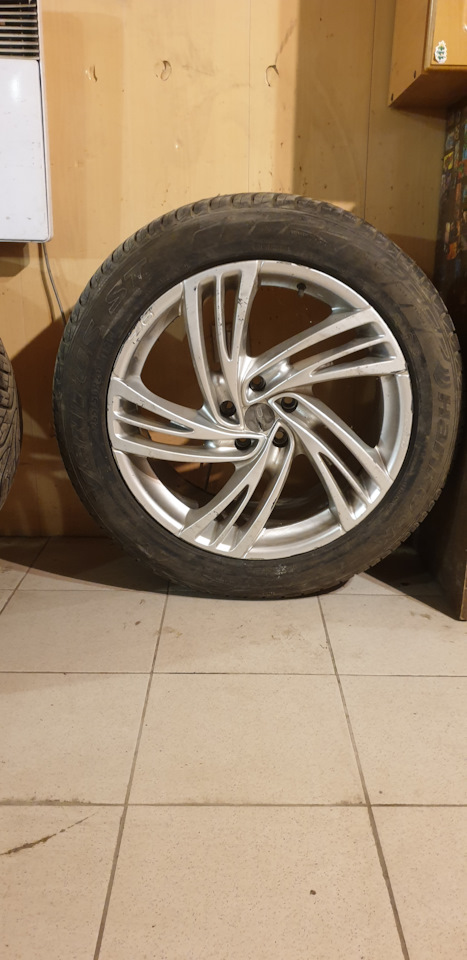 Шины всесезонные Hankook 265/50 R20, литые диски Литые Диски O.Z ...