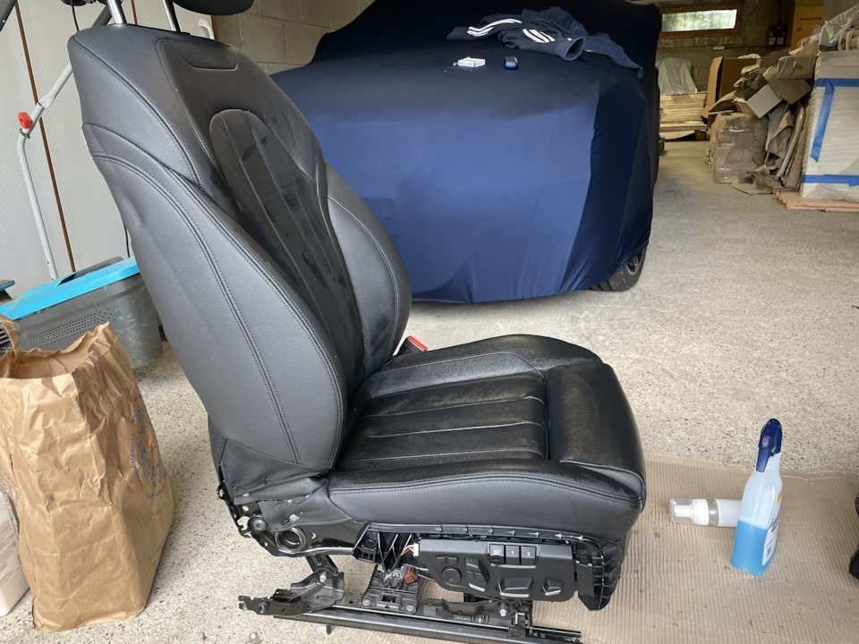 Фото в бортжурнале BMW X5 (F15)