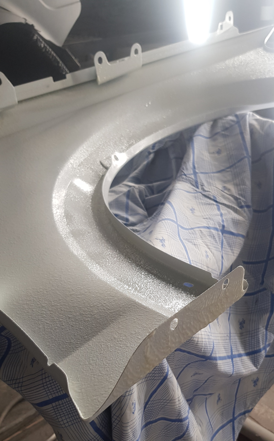 крылья покрашены изнутри и улиты воском. — Audi A4 Allroad (B8)