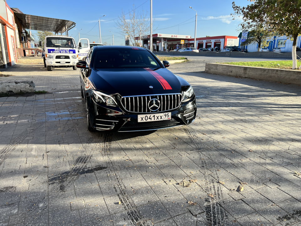 Решетки боковые хром на W213 — Mercedes-Benz E-class (W213), 2 л, 2016 ...