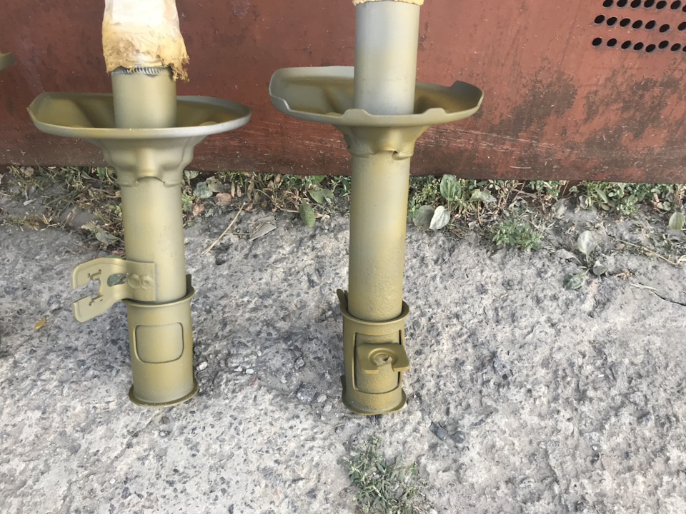 Рестовоация и Установка оригинальных регулируемых амортизаторов — Ford ...