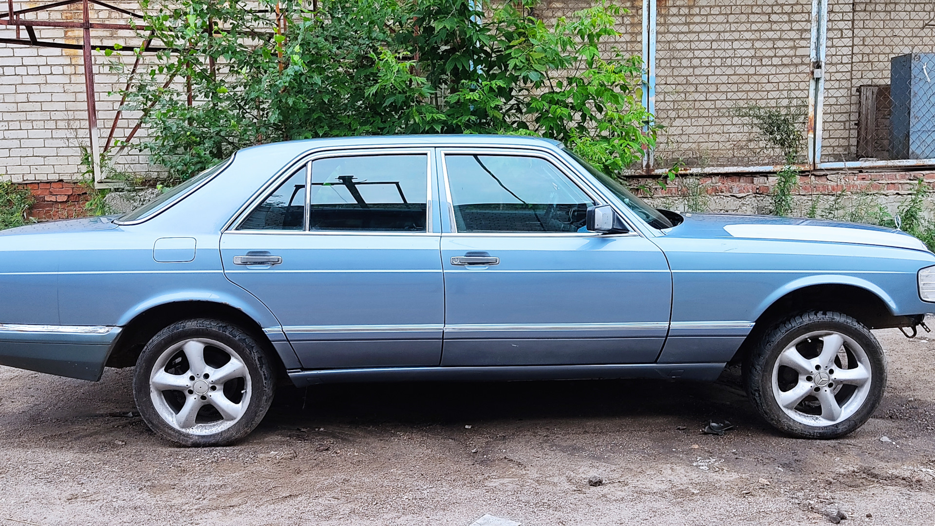 Mercedes-Benz S-Class (W126) 3.0 бензиновый 1988 | Семейная история на  DRIVE2