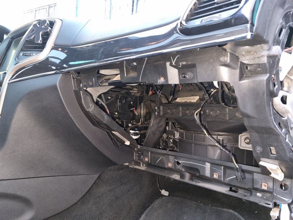 Печка дует горячим со стороны пассажира — Jeep Grand Cherokee (WK2), 3 ...