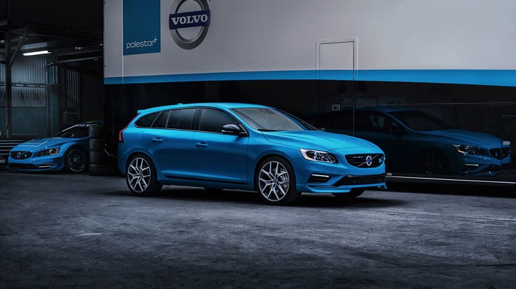 Фото в бортжурнале Volvo V60 Cross Country (2G)