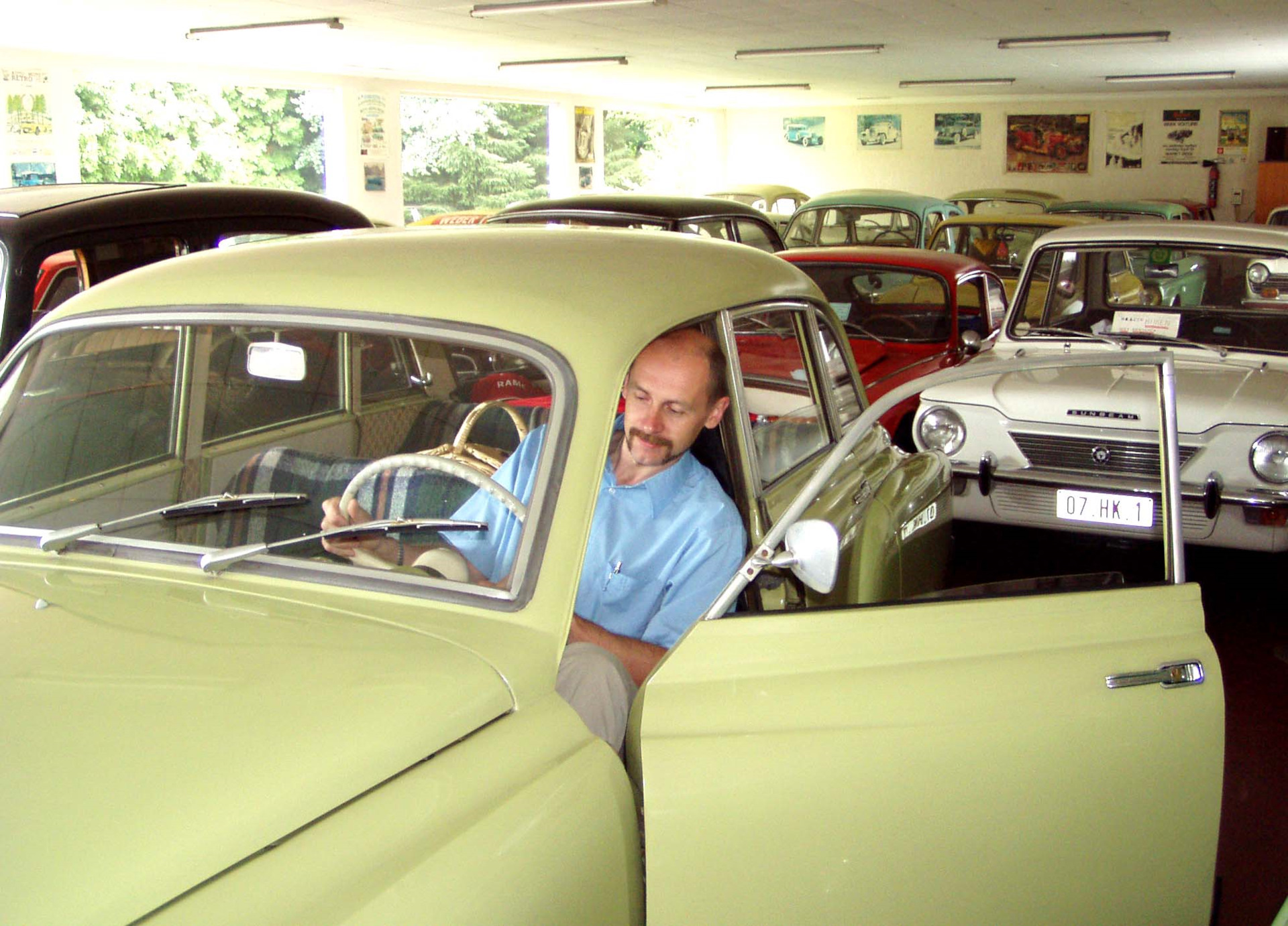 Бельгийские дневники. Часть 1. Люк Виллемс. — Wartburg 353, 1 л, 1987 года  | встреча | DRIVE2