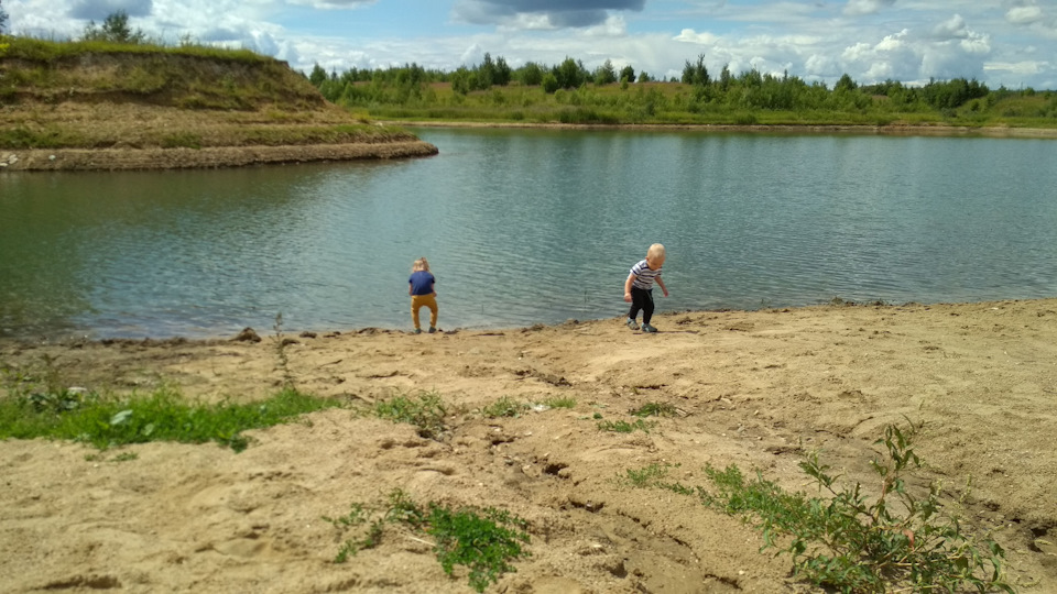 Озеро Коряжник: информация о рыбалке в Рузском районе
