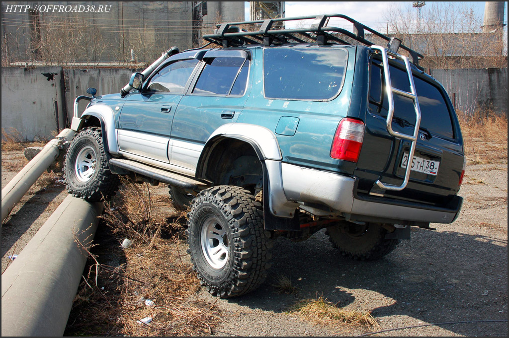 Toyota Hilux Surf 185