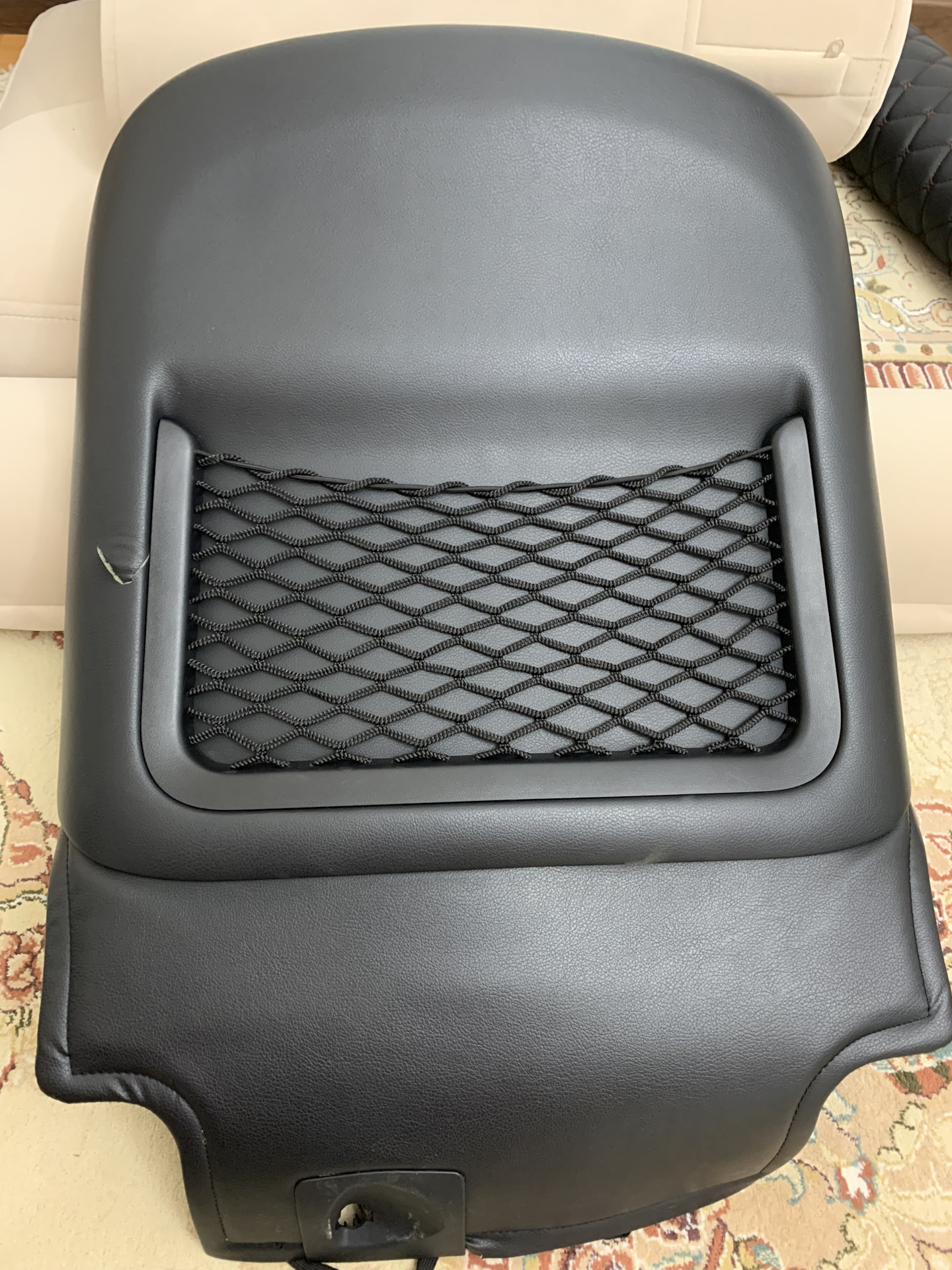 Замена задней обшивки передних сидений — Toyota Land Cruiser 200, 4,5 л ...