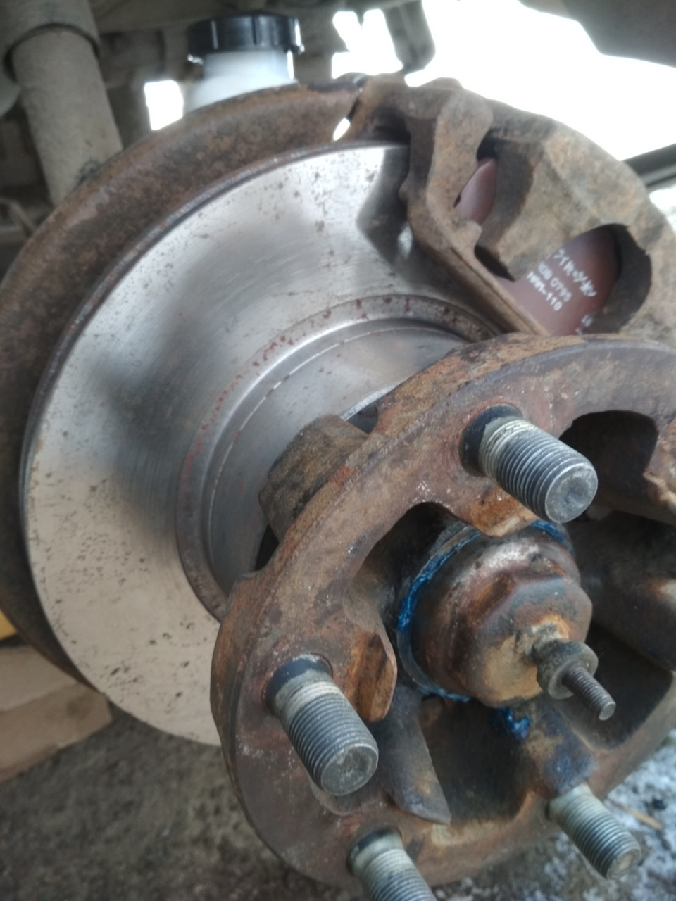 Замена тормозных дисков и колодок — ГАЗ Газель, 2,6 л, 2008 года ...