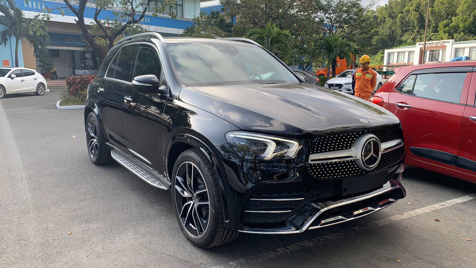 Мерседес AMG 2020 черный