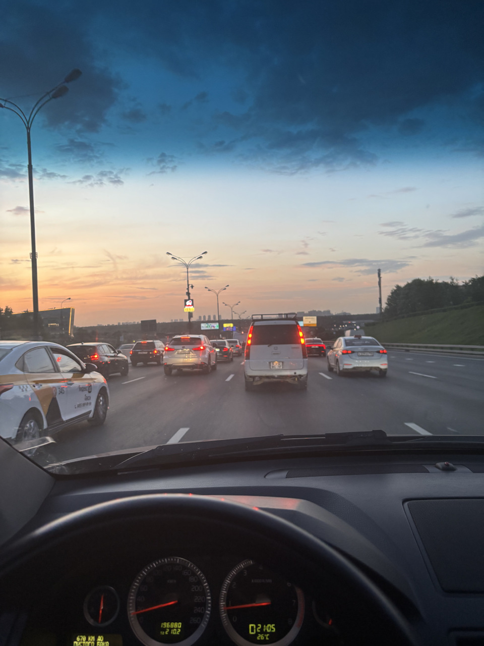 Фото в бортжурнале Volvo XC90 (1G). Запчасти на фото: D2105