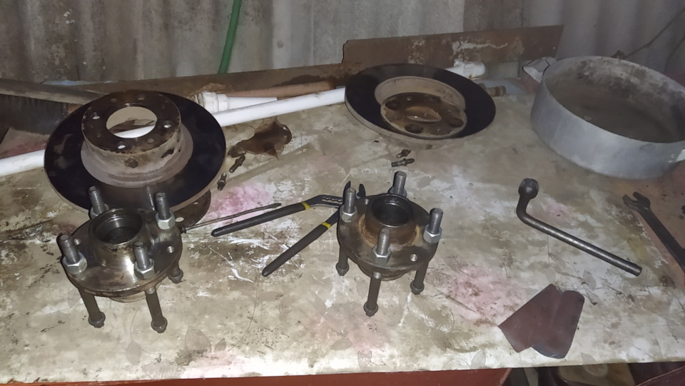 Проблема современных запчастей, переход с болтов на шпильки Ваз 2101 ...