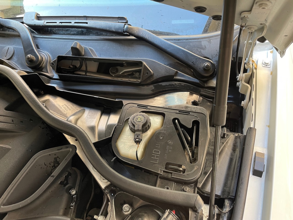 Фото в бортжурнале BMW M3 Convertible (E93)