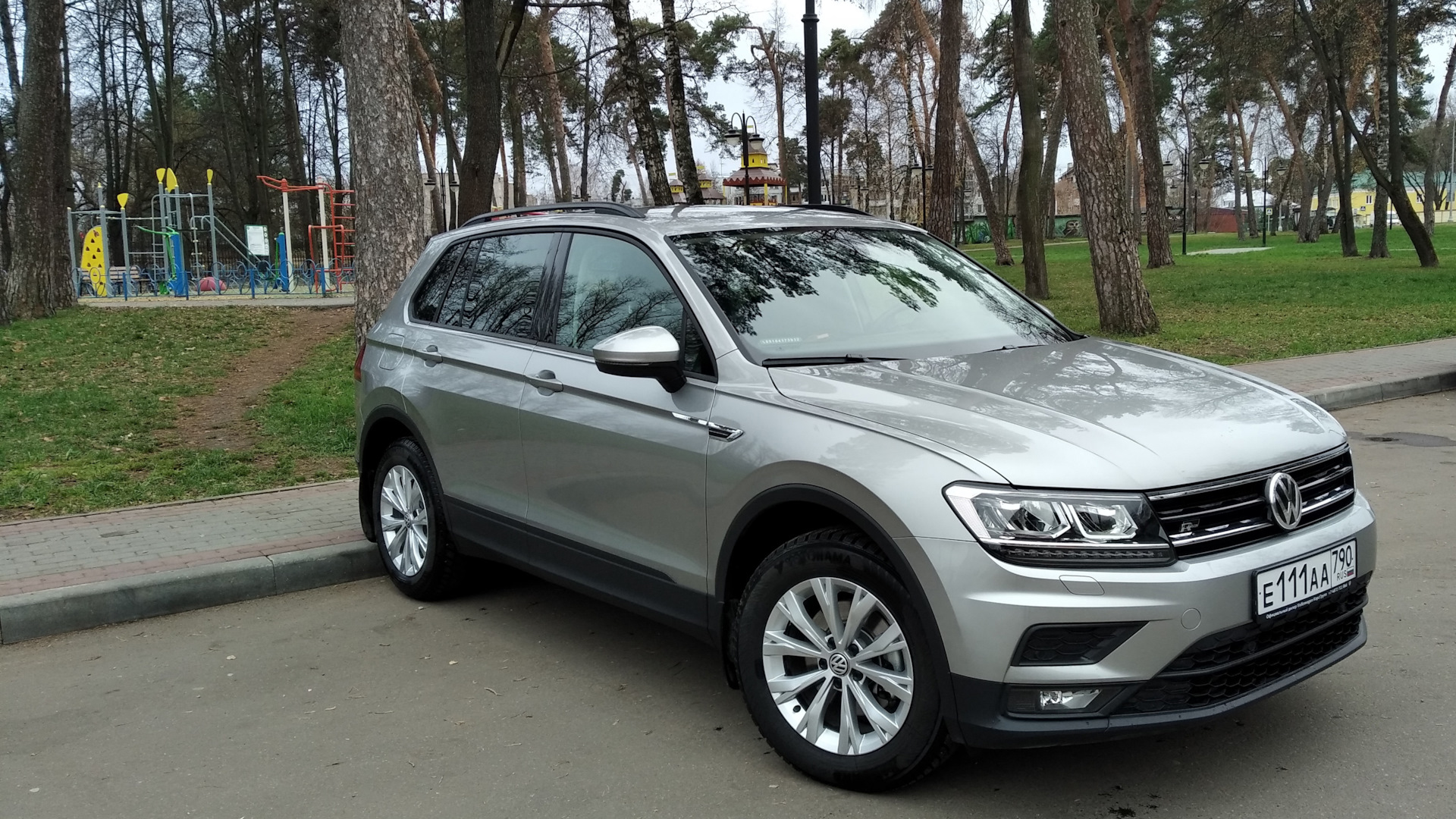 Volkswagen tiguan 1. Volkswagen tiguan 1. Volkswagen tiguan ii 2023 года. Тигуан серый. Volkswagen tiguan 1.