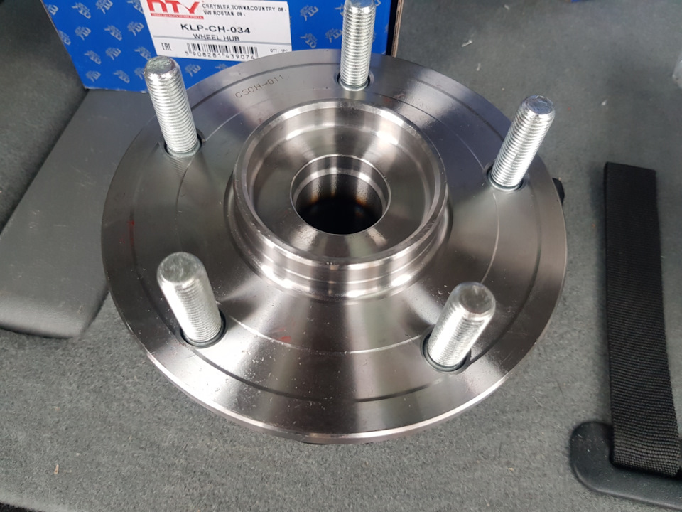 Замена ступиц — Dodge Grand Caravan (5G), 3,3 л, 2010 года | визит на ...