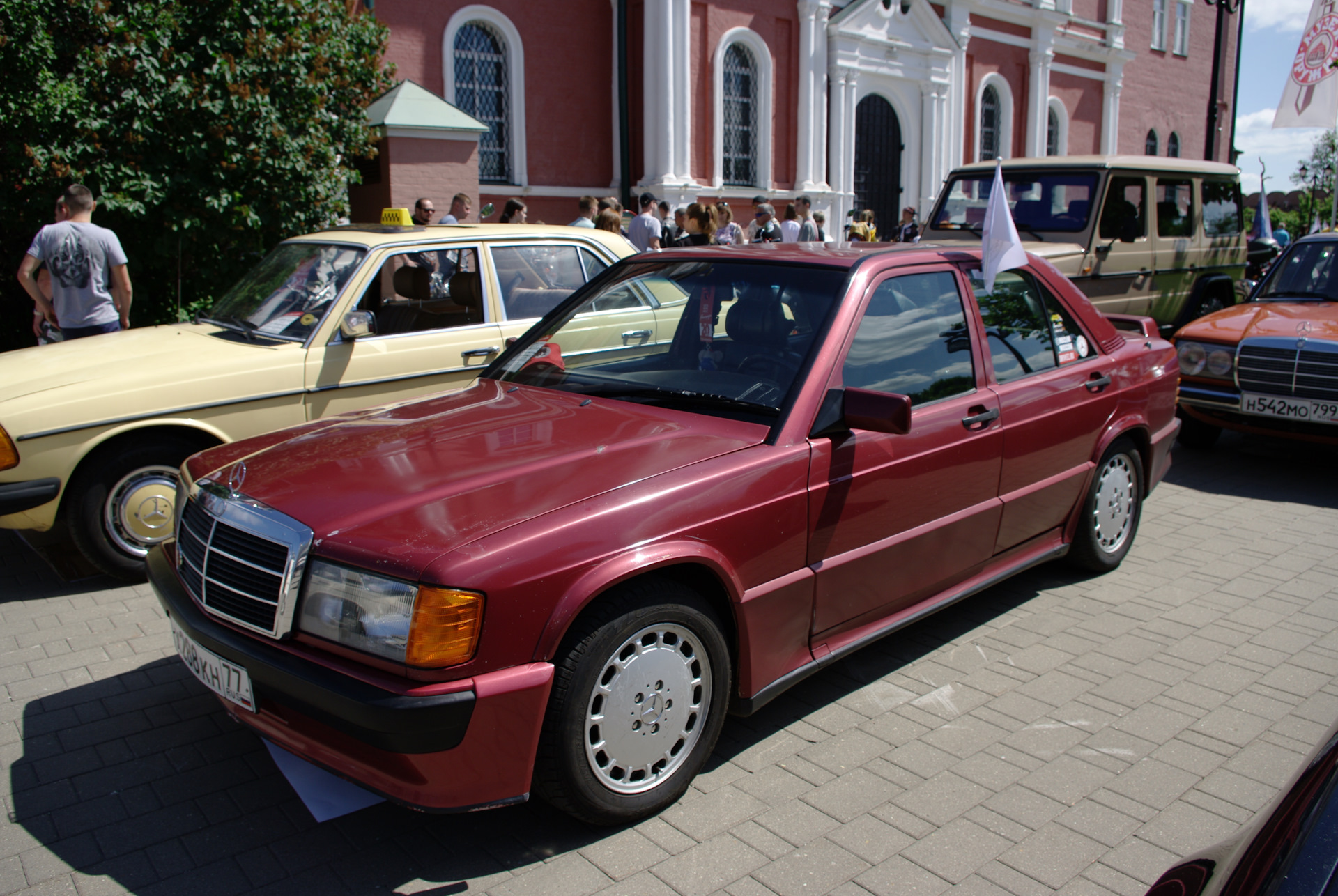 Автострада 2024. Тула. — Mercedes-Benz 190 (W201), 2,5 л, 1989 года |  встреча | DRIVE2