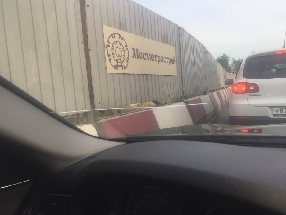 Замена лобового стекла — BMW 5 series (F10), 2,5 л, 2010 года | визит ...