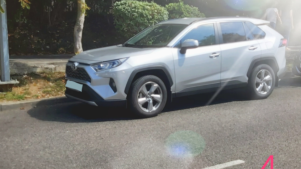 Установка передних парктроников в РАВ 4 2020 года .часть2 — Toyota RAV4 ...