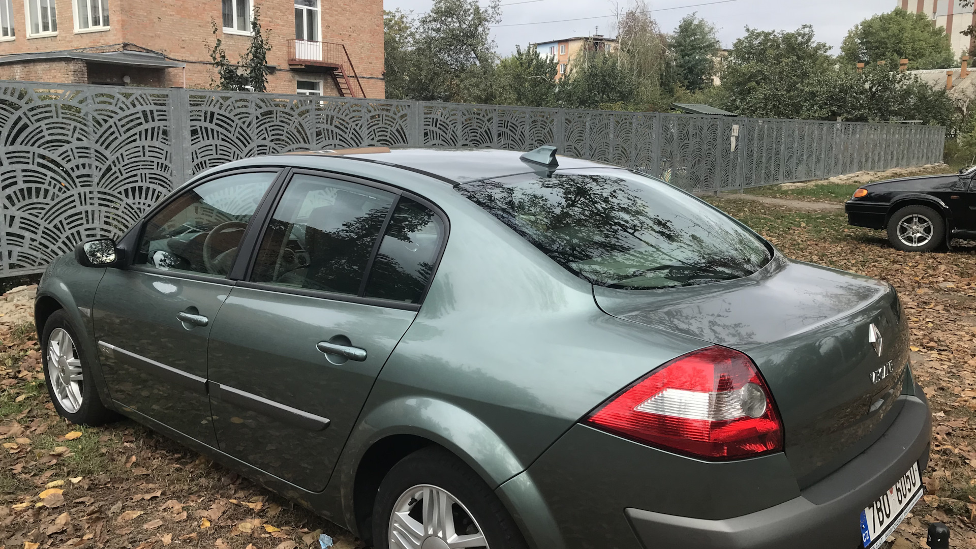 Renault Megane II 1.5 дизельный 2006 | Зеленый АкуленоК на DRIVE2