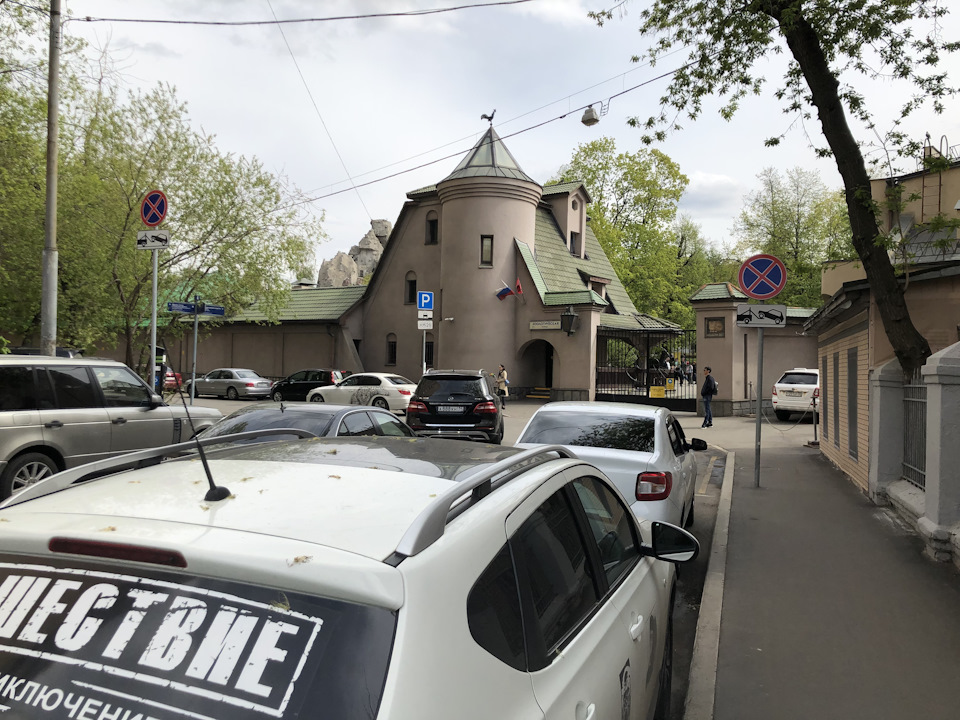 Ну и еще более общее фото с полным охватом… — Volkswagen Touareg (2G)