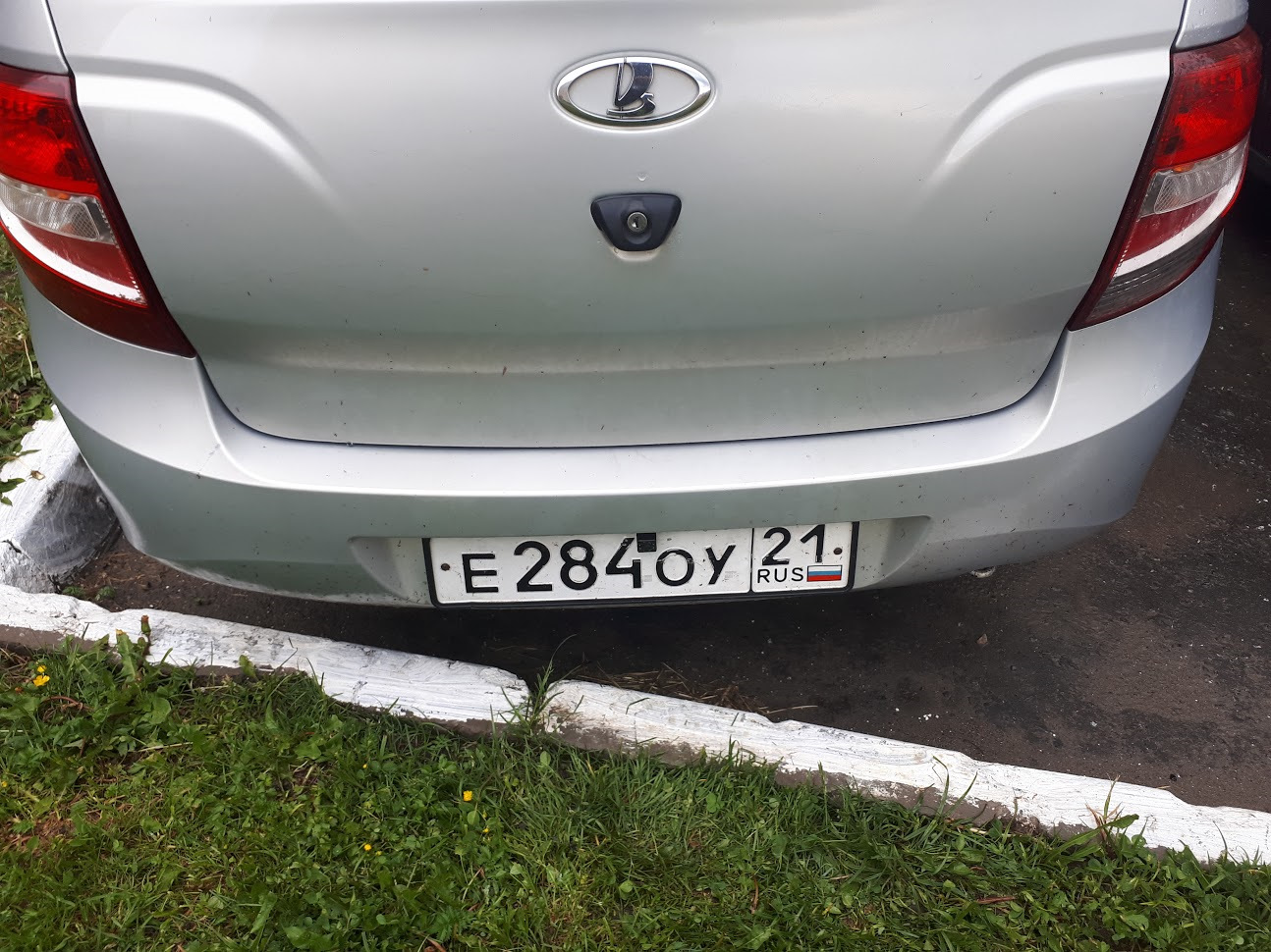 Камера заднего вида — Lada Гранта, 1,6 л, 2016 года | аксессуары | DRIVE2