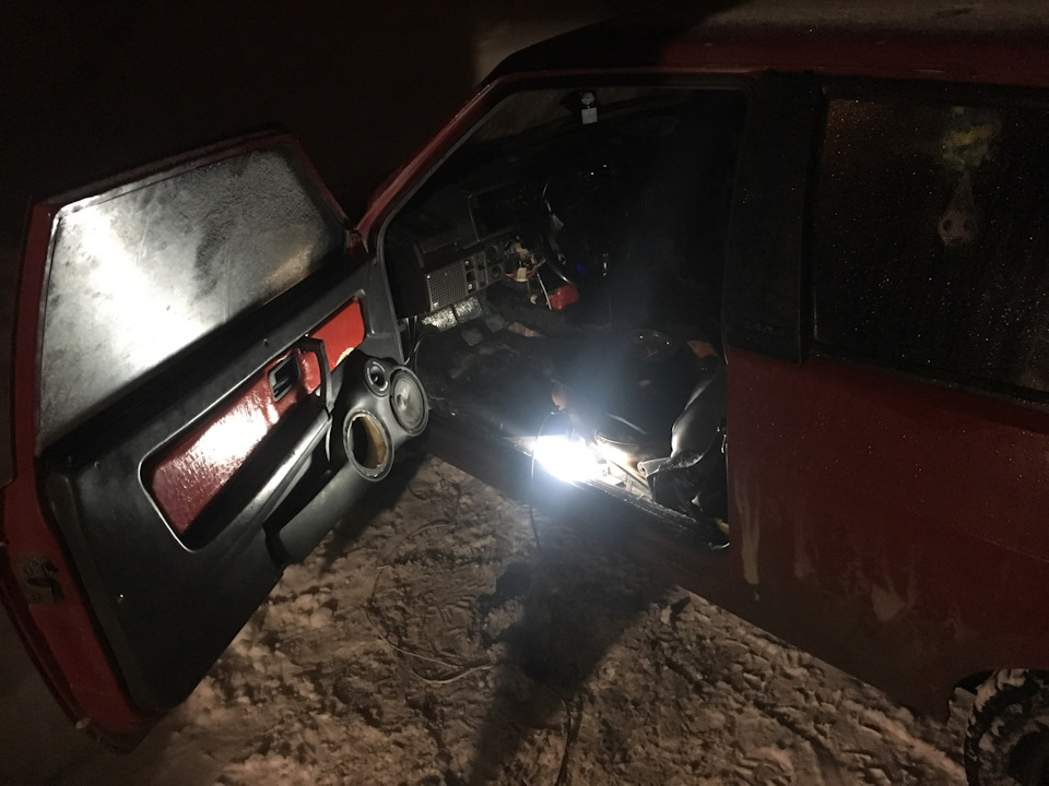 Немного звука — Lada 2108