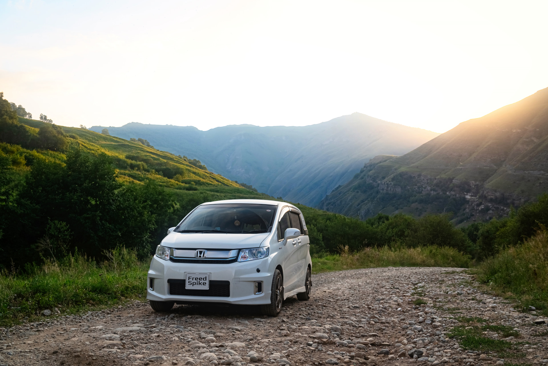 Анапа — Эльбрус 2023 — Honda Freed Spike, 1,5 л, 2015 года | путешествие |  DRIVE2