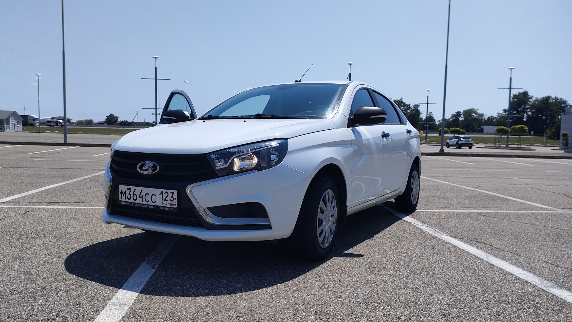 Lada Vesta 1.6 бензиновый 2017 | на DRIVE2