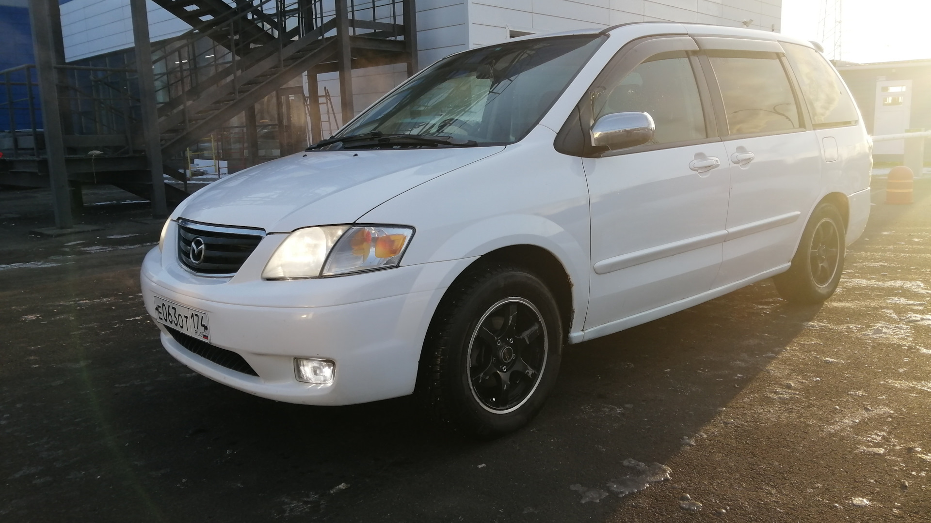 Mazda mpv 4wd. Мпв 4. Мпв 4. Мазда мпв 1998. Мпв 4.