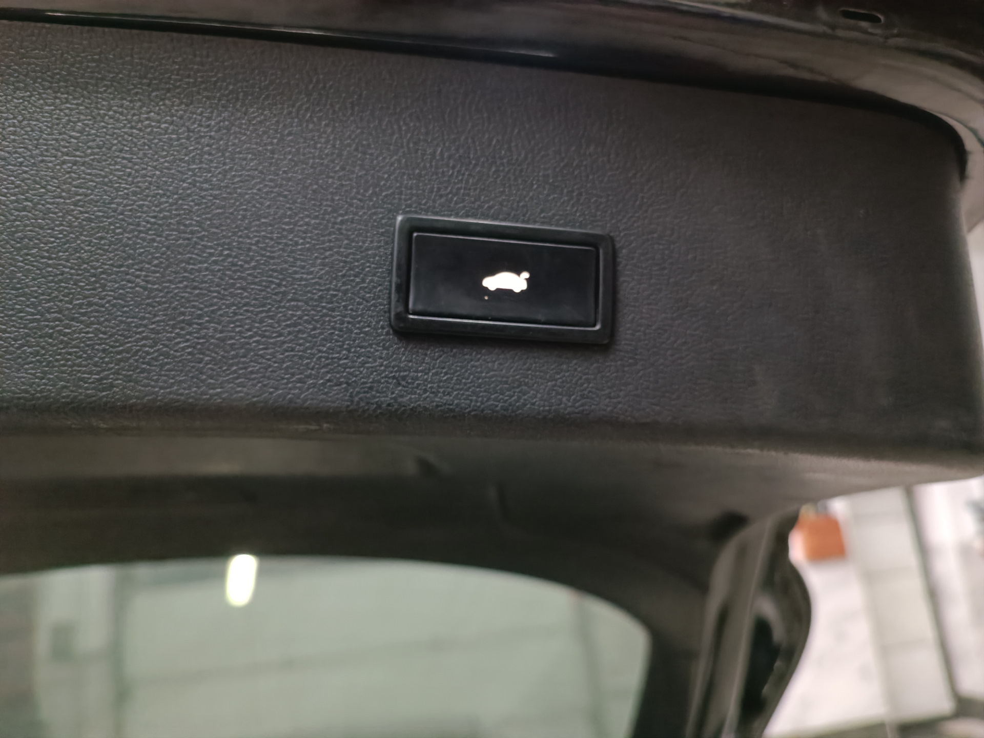 Восстановление обогрева заднего стекла и Эл.привода багажника — Audi A4 ...