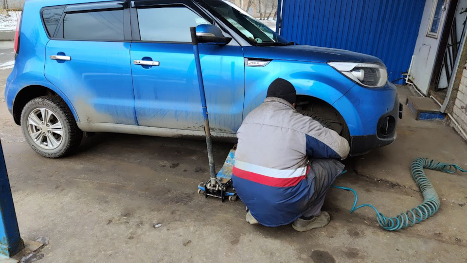 Мелочи жизни (ремонт колеса) — KIA Soul (2G), 1,6 л, 2019 года | визит ...