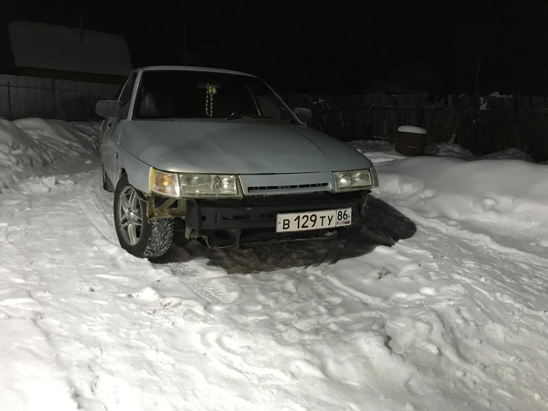 Без бампера — Lada 21102, 1,5 л, 2002 года | поломка | DRIVE2