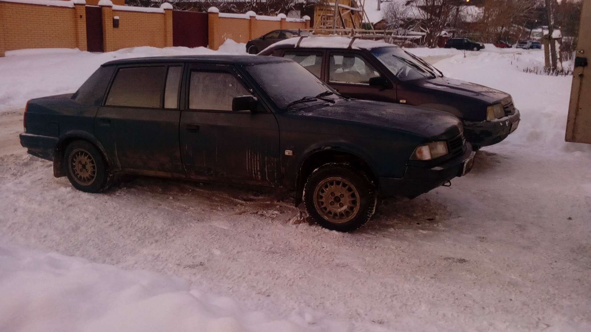 Москвич Князь Владимир 1.7 бензиновый 2001 | Муренистый атмосферный на  DRIVE2