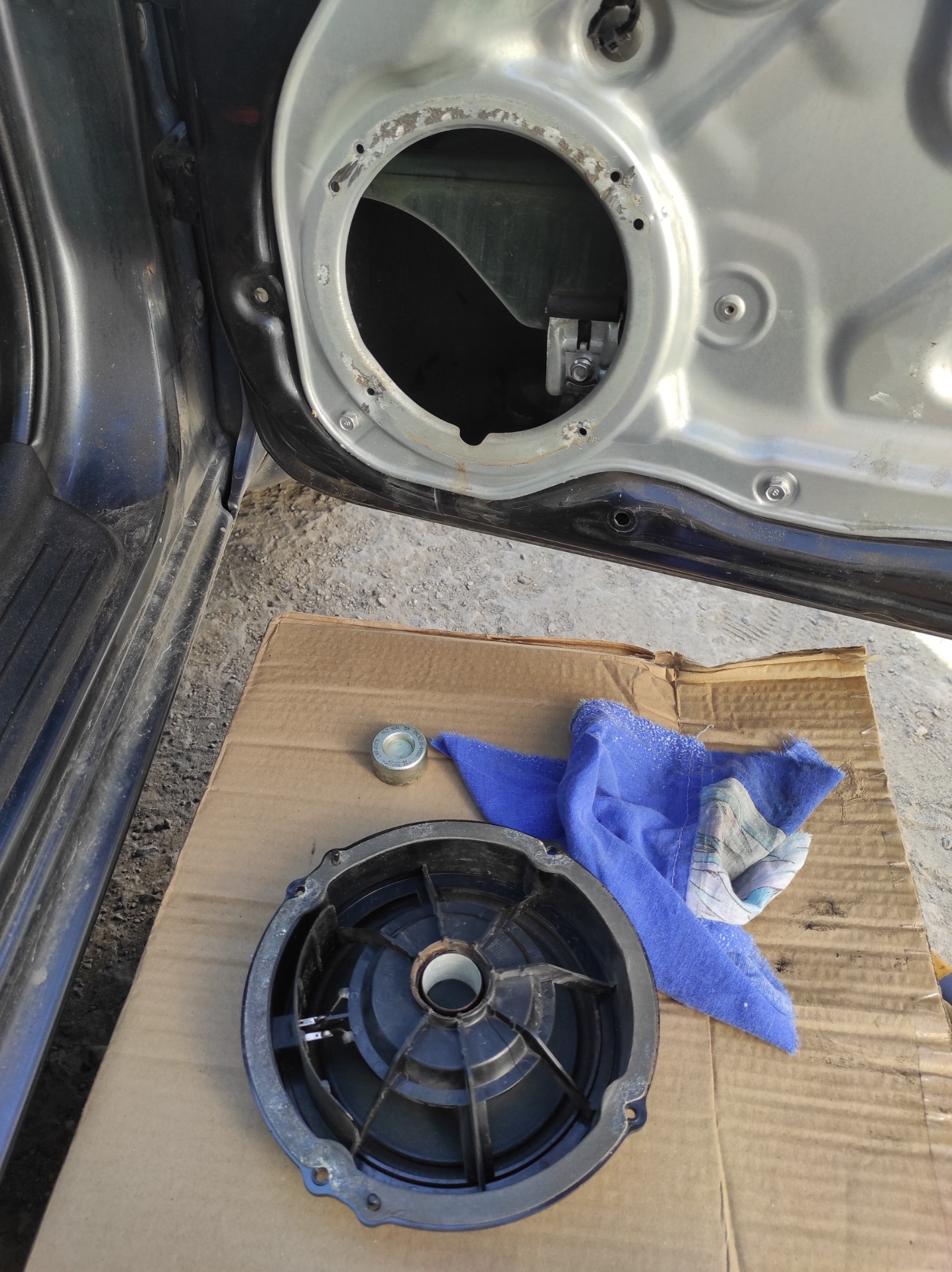 Магнит динамика — KIA Ceed (1G), 1,6 л, 2007 года | своими руками | DRIVE2