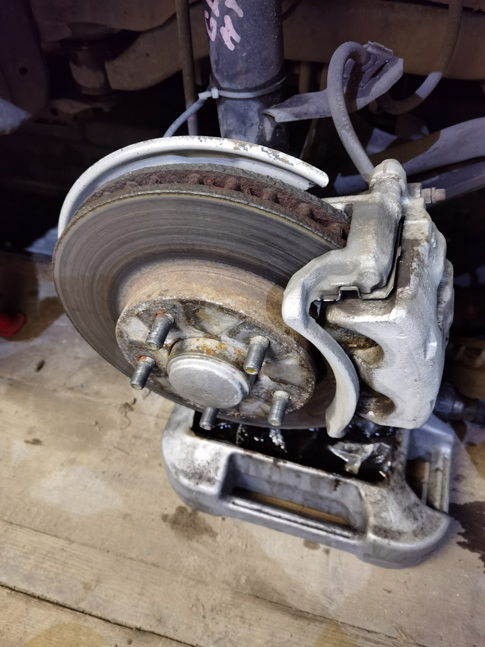 Отслужившие 4 года диски. — Nissan Gloria (11G)