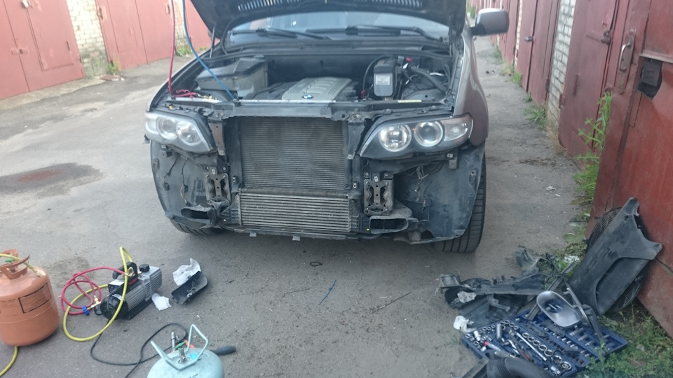 Очистка радиаторов e53 — BMW X5 (E53), 3 л., 2004 года | своими руками ...