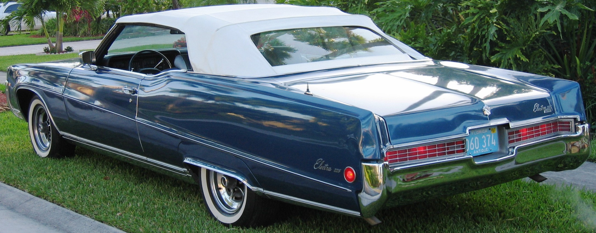 Buick Electra 225