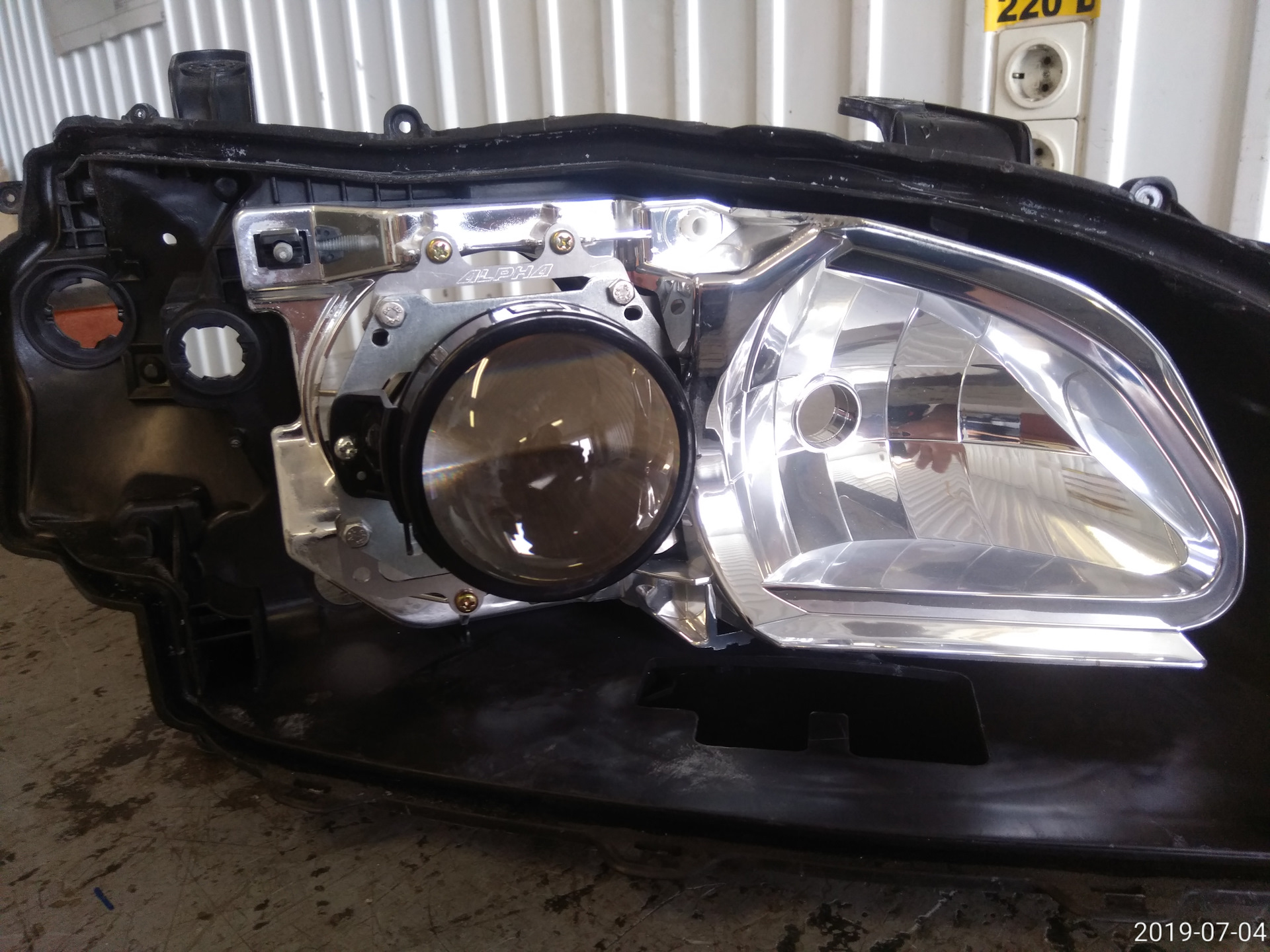 Тюнинг субару ходовые огни. Субару аутбек линзы. Субару аутбек линзы. Замена линз субару аутбек 2019 год адаптив диодный американец. Субару аутбек линзы.