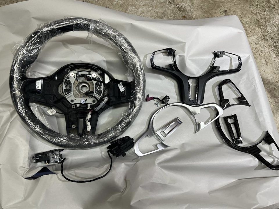 Карбоновая накладка на руль стиле бмв m5 F90 — BMW 5 series (G30), 3 л ...