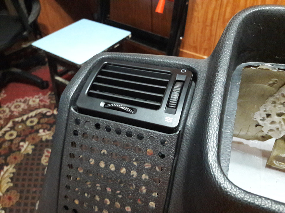 Дефлектор обдува газель 3302. Дефлектор вентиляционный газель 3302. Решетка воздуховода газель некст. ). Как снять воздуховод газель.