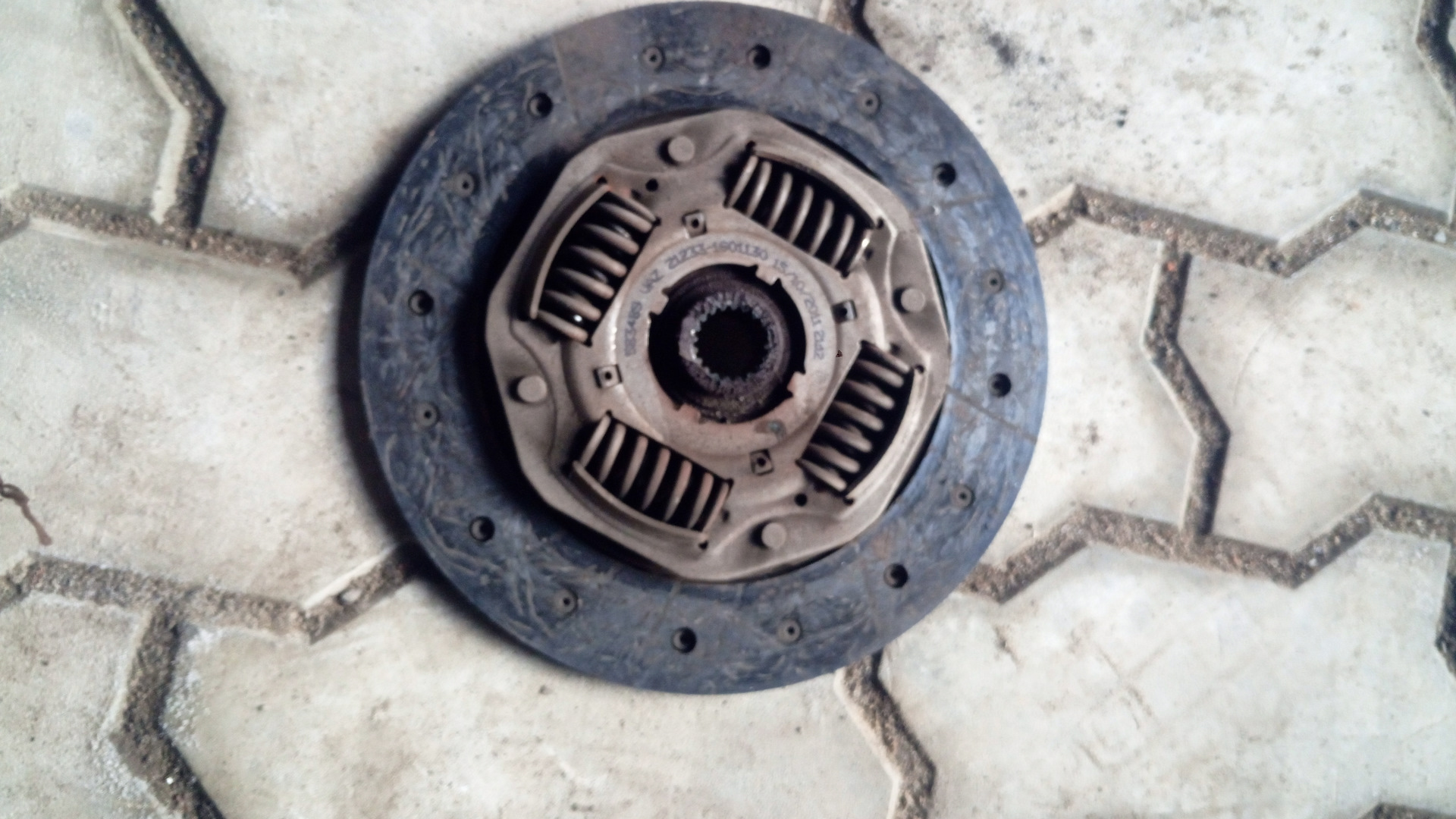 Замена родного сцепления на ниве Шевроле при пробеге 270000 — Chevrolet ...