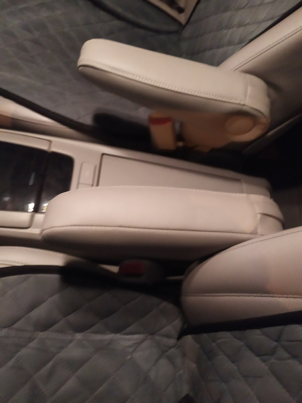 Чехол на подлокотник — Lexus RX 400h (2G), 3,3 л, 2008 года | стайлинг ...